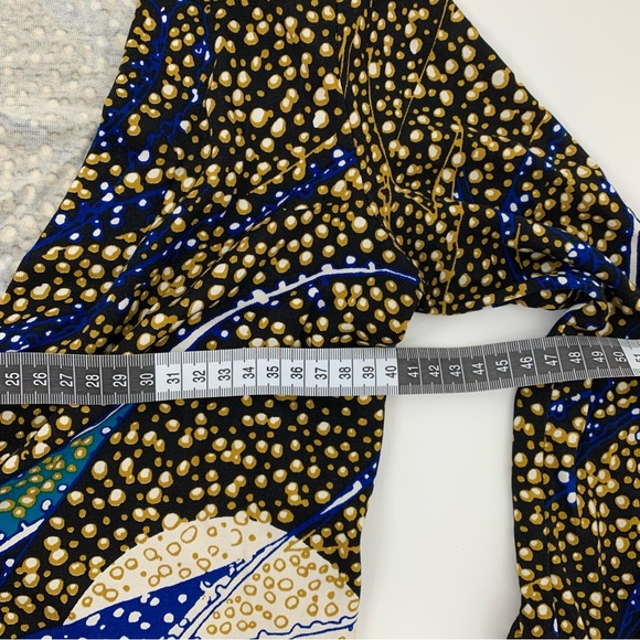 Diane Von Furstenberg Wrap Dress Silk Sz 2 Galaxy Celestial Black Blue Belted - Picture 6 of 11